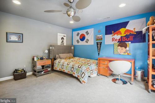 9906 Avenel Farm Dr, Rockville MD 20854-5410 exterior