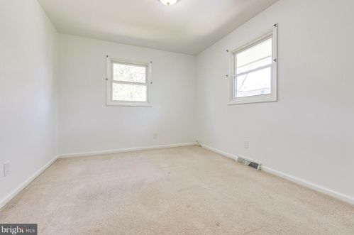 8001 Kidd St, Alexandria VA 22309-1131 exterior