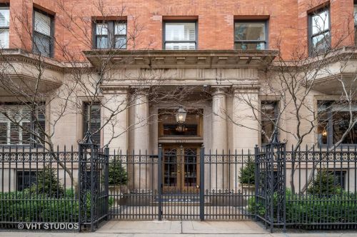 1210 Astor St, Chicago, IL 60610-2315