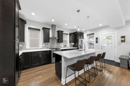 2505 Ainslie St, Chicago IL 60706-3457 exterior