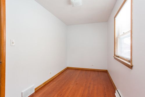 4716 Kennicott Ave, Chicago IL 60630-4322 exterior