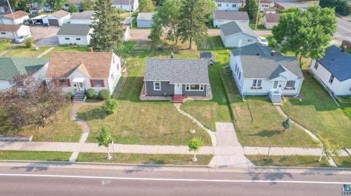 4712 Glenwood St, Duluth MN 55804-1266 exterior