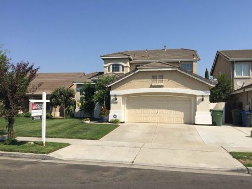 1923 Henry Way, Turlock, CA 95380-3796