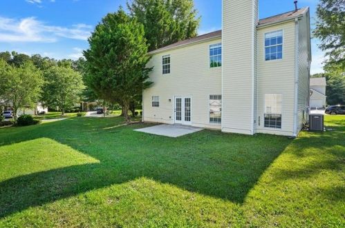 1047 Willow Crst Lndg, Austell GA 30168-5737 exterior