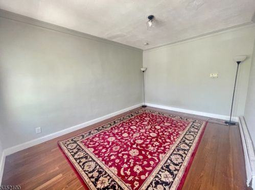 29 Vincent St, Newark NJ  07105-4407 exterior