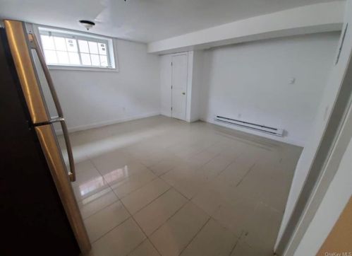 1336 Balcom Ave, Bronx NY  10461-5802 exterior