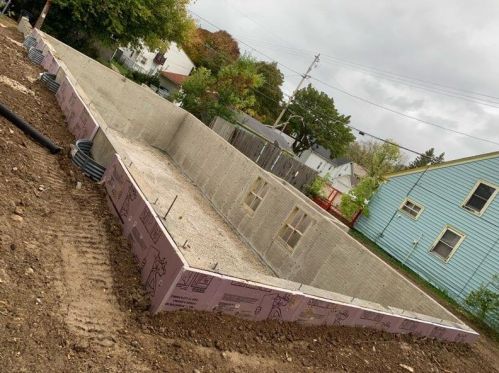 5708 39, Milwaukee WI 53209-3904 exterior