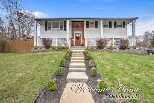 2 Oklahoma Dr, Jackson Twp NJ  08527-1502 exterior