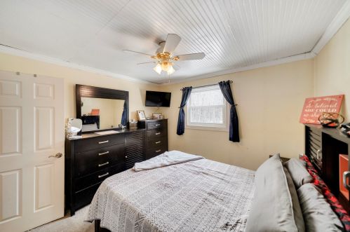 17 Hooksett Tpke, Concord NH  03304-4415 exterior