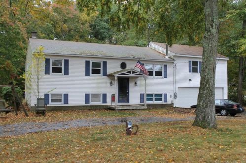 82 Chittenden Rd, Deep River CT 06419-2414 exterior