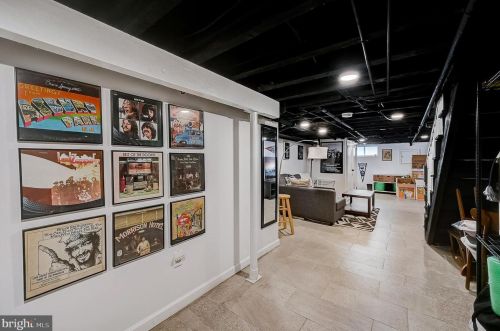 1930 Juniper St, Philadelphia PA 19148-2218 exterior