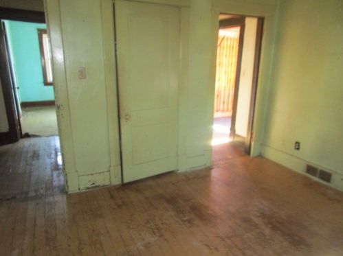 35 Blaine Ave, Manor PA 15665-9715 exterior