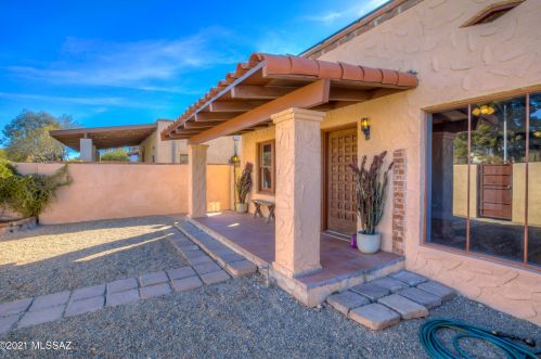 2716 6 St, Tucson AZ 85716-4862 exterior