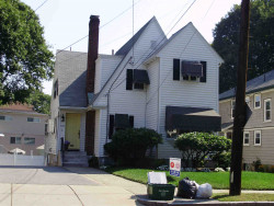 176 Waltham St, Newton, MA 02465-1333