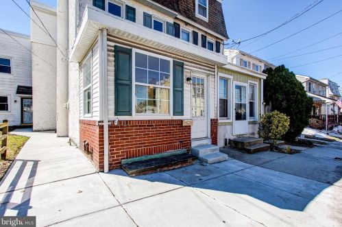 1120 Center Ave, Pottstown, PA 19464-5804