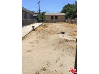 200 49th St, Los Angeles, CA 90011-3930