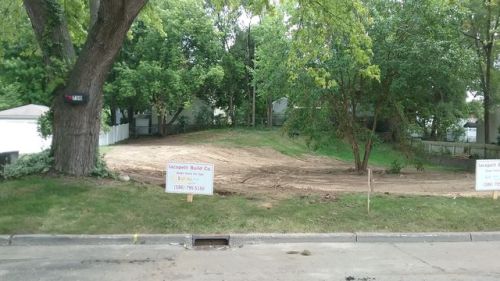 750 Elizabeth St, Rochester, MI 48307-2108