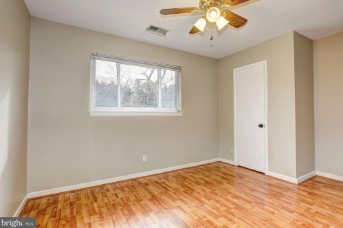 802 1st St, Rockville MD 20850-1444 exterior