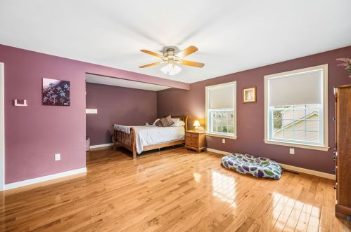 30 Max Ln, Concord NH 03301-8629 exterior