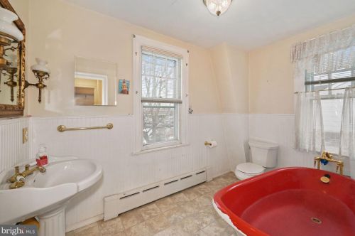 324 Haddon Ave, Camden NJ 08103-3107 exterior