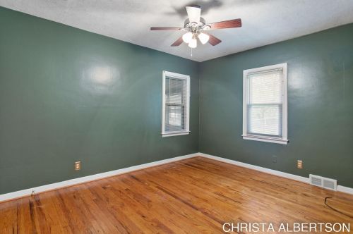 1051 Short St, Grand Rapids MI 49503-1944 exterior