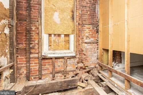 314 4 St, Camden NJ 08103-3401 exterior