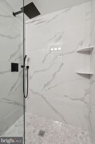 2200 Kater St, Philadelphia PA 19146-1139 exterior