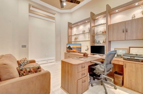 6951 Boscanni Dr, Boynton Beach FL 33437-3720 exterior