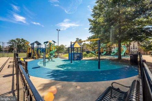 835 Longfellow St, Washington DC  20011-8205 exterior