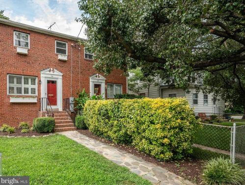 16 Monroe Ave, Alexandria VA 22301-1923 exterior