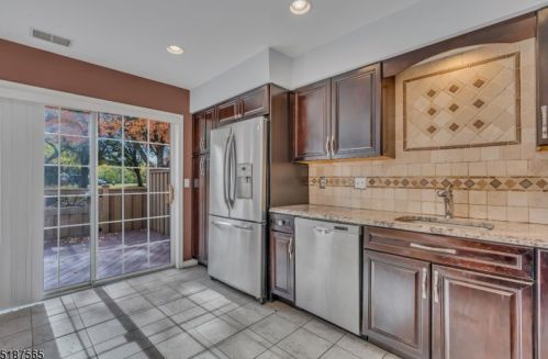 903 Stech Dr, Bridgewater NJ 08807-5501 exterior