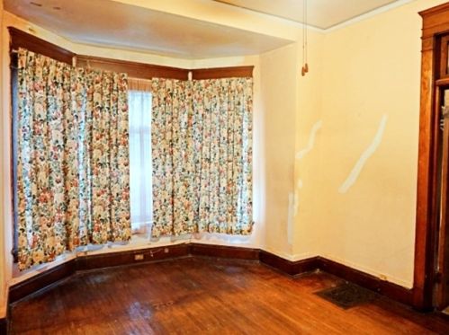 4417 Gladys Ave, Chicago IL 60624-2620 exterior