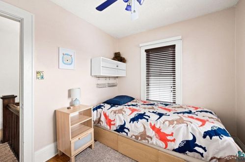 4625 5 St, Duluth MN 55807-2004 exterior