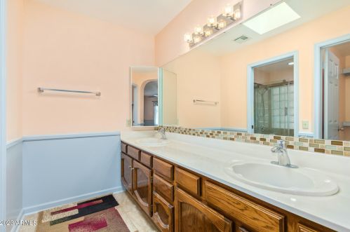 15816 15th Way, Phoenix AZ  85022-3249 exterior