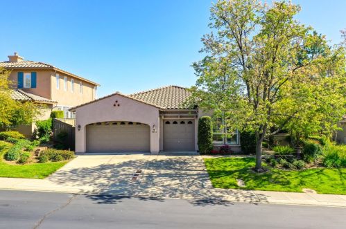 4054 Borders Dr, Folsom CA 95762-5415 exterior
