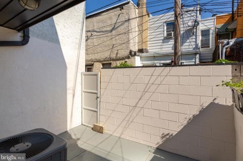 1153 Daly St, Philadelphia PA  19148-3018 exterior