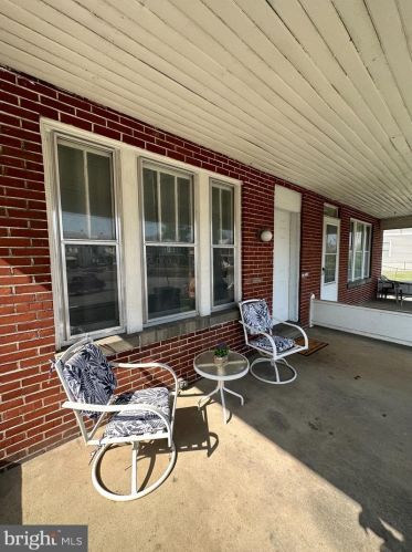 412 High St, Hanover PA 17331-3922 exterior