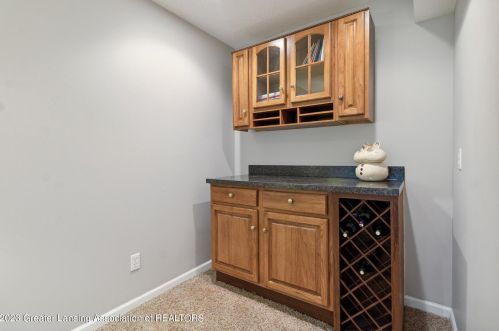 4406 Carmine Ct, Dewitt MI 48820-9183 exterior