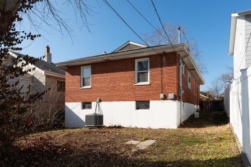 1448 Graham St, Saint Louis MO 63139-3101 exterior