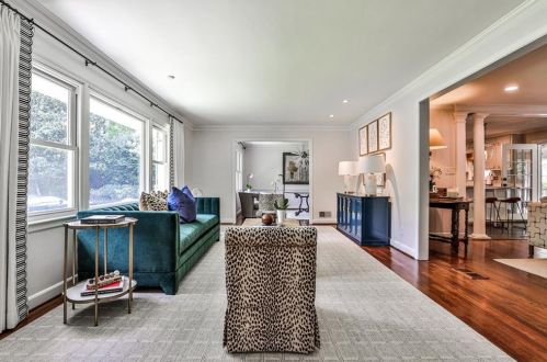 4735 Kitty Hawk Dr, Atlanta GA  30342-2506 exterior