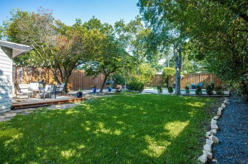 4606 Amherst Ave, Dallas TX  75209-3126 exterior