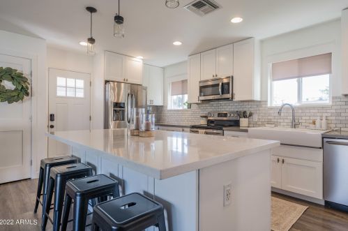 3419 31st St, Phoenix AZ 85016-5072 exterior