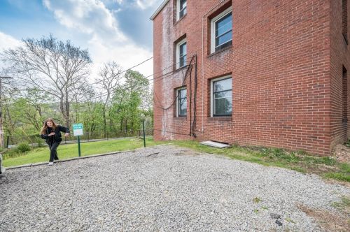 1650 Ballinger St, Pittsburgh PA 15210-3448 exterior