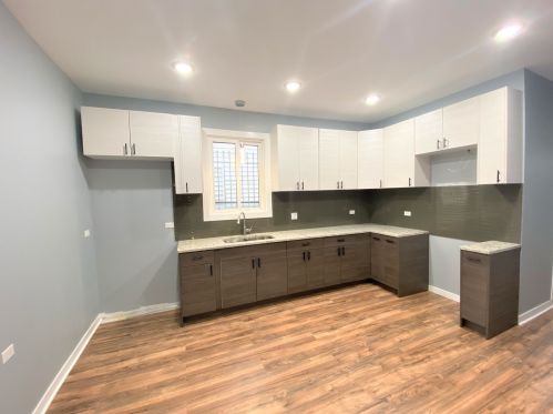 6819 Artesian Ave, Chicago IL  60629-1326 exterior