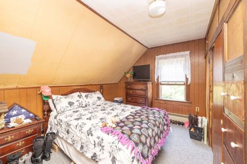 20 St, Taunton MA 02780-4392 exterior