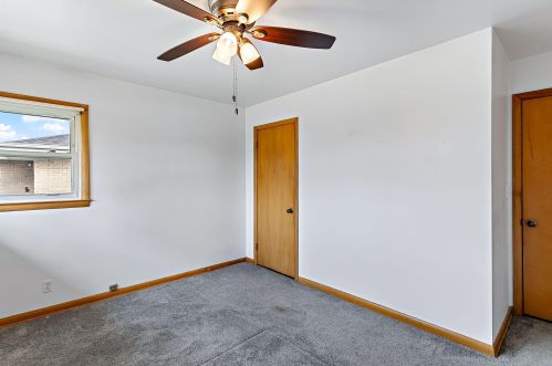 4460 65th St, Milwaukee WI  53220-3420 exterior