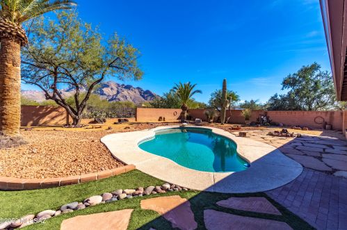 9360 Raleigh Dr, Tucson AZ 85704-3633 exterior