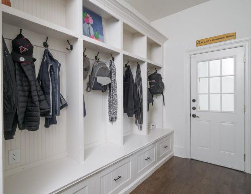 4625 Ml Brk Dr, Atlanta GA 30327 exterior