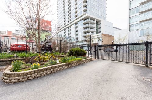 1631 Michigan Ave, Chicago IL  60616-1258 exterior