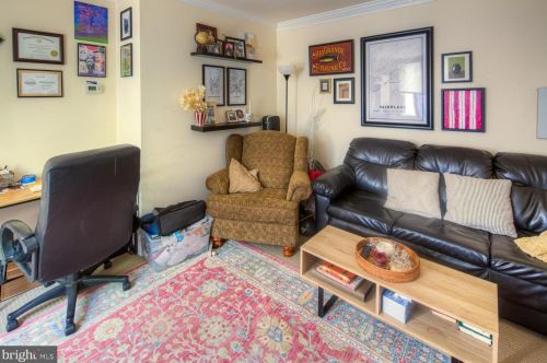 412 Delaware St, New Castle DE 19720-5045 exterior